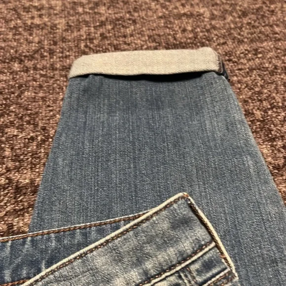 White House Black Market Girlfriend embellished crop jeans Size 6 - Picture 8 of 12